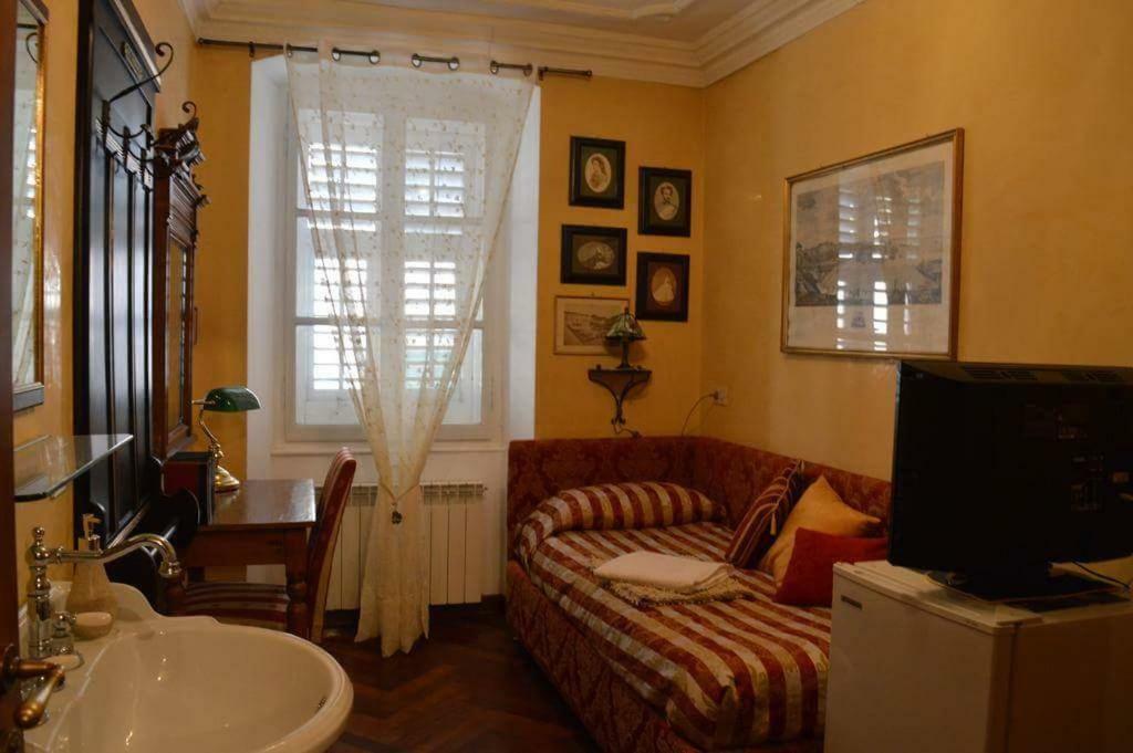 Casa Vacanze Rilke ตรีเอสเต ภายนอก รูปภาพ